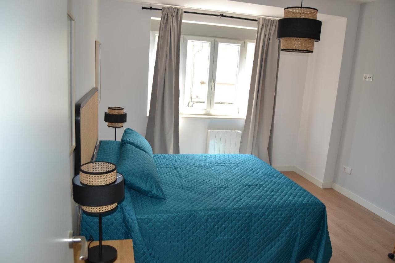 Inmoinsuas Yoana Home Sarria Bagian luar foto